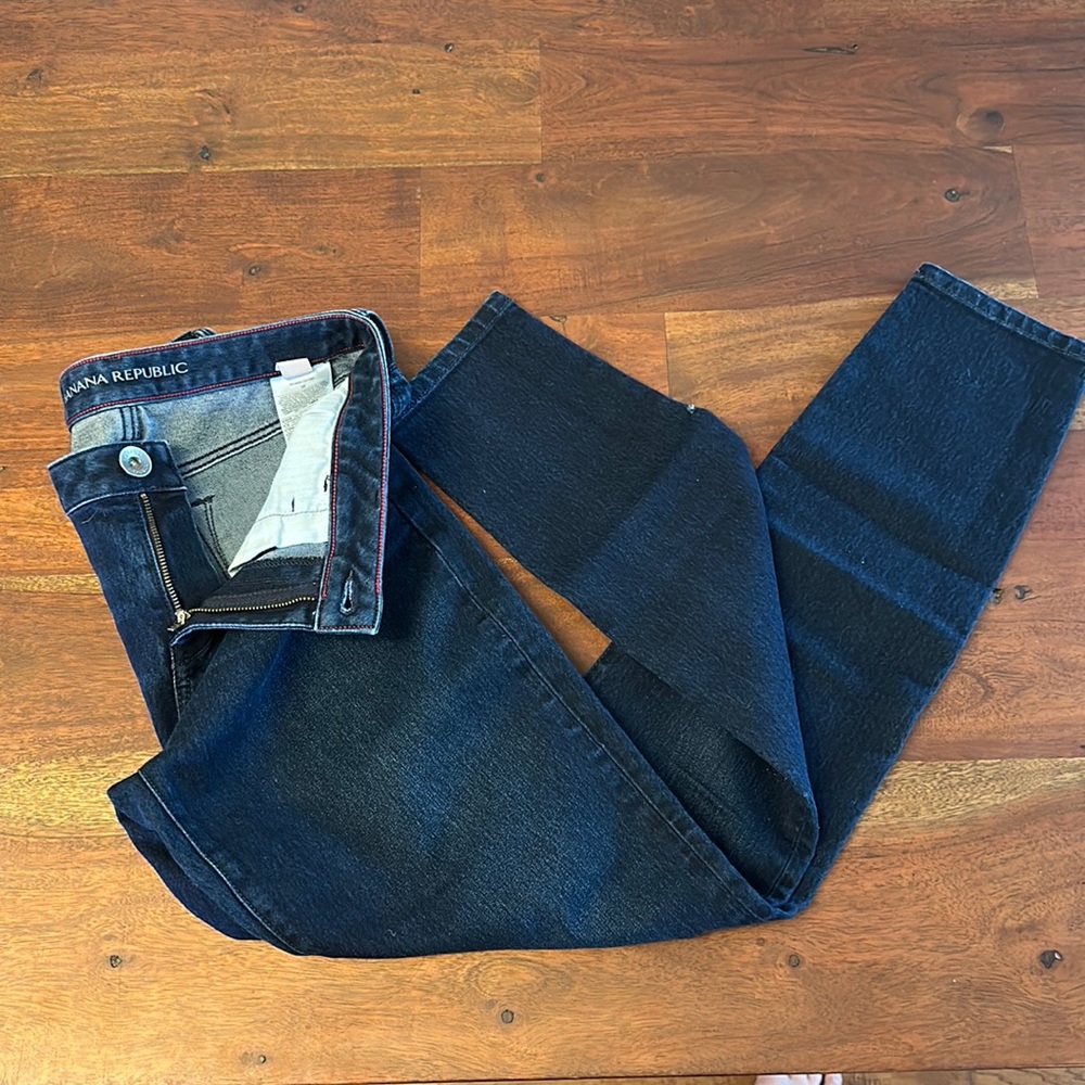Banana Republic size 26 skinny jeans dark wash